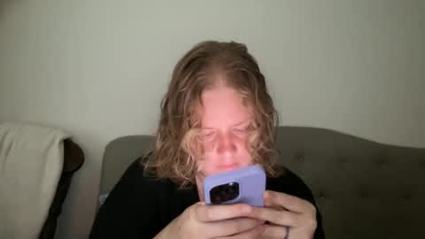 Snapshot of angeloflight273360 chatting on 09/30/25, 12:54 Angel of Light online show from 09/30/25, 12:54