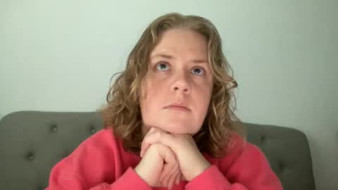 Snapshot of angeloflight273360 chatting on 12/03/25, 02:26 Angel of Light online show from 12/03/25, 02:26