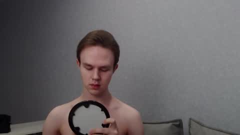 Angel online show from 02/02/25, 09:40