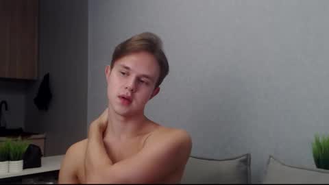 Angel online show from 10/24/25, 08:55