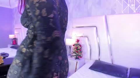 Snapshot of angelsblazze chatting on 12/15/25, 08:35 Angel online show from 12/15/25, 08:35