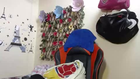 Snapshot of angelsexhotlatin chatting on 11/16/25, 02:33 angelsexhotlatin online show from 11/16/25, 02:33