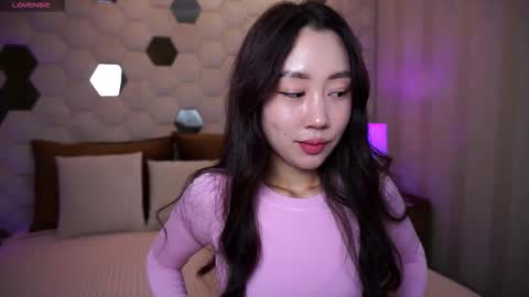 Snapshot of angelshy_ chatting on 09/13/25, 06:35 angelshy_ online show from 09/13/25, 06:35