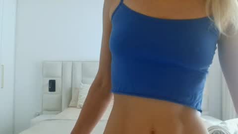 Alesia online show from 06/21/26, 07:11