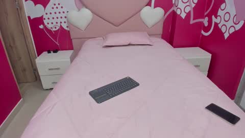 Angel  online show from 02/10/25, 10:09