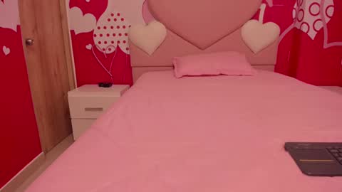 Angel  online show from 02/14/25, 09:24