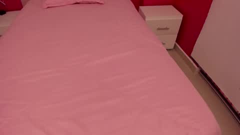 Angel  online show from 02/25/25, 10:04