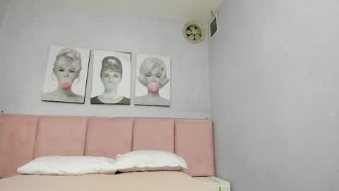 Angel  online show from 03/06/25, 09:58