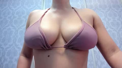 Angel  online show from 11/15/25, 11:21