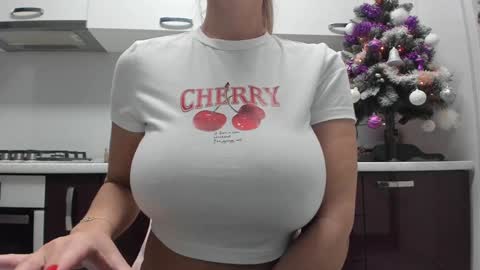 Snapshot of angelsuitlove chatting on 12/22/24, 10:15 EXCLUSIVE ON CHATURBATE my twitter Patricia Patyangelsuitlove online show from 12/22/24, 10:15