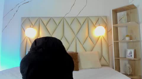 ANGIE online show from 01/07/26, 03:03