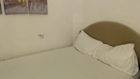 lucyblue online show from 01/16/26, 09:41