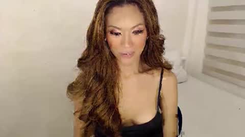 lucyblue online show from 03/05/26, 07:21