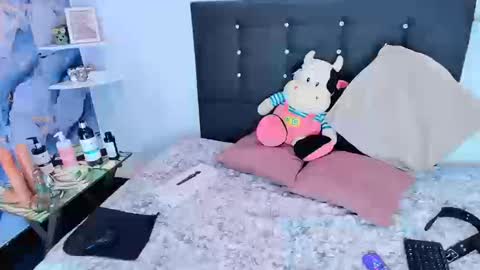 ANGEL online show from 09/16/25, 03:02