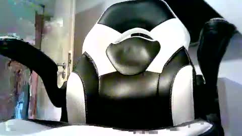 angeluscam online show from 11/18/25, 08:30