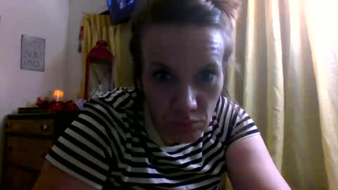 angelvanderpool71 online show from 02/19/26, 03:57