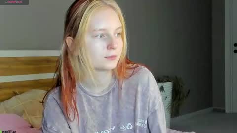 angelwise online show from 06/11/26, 03:04