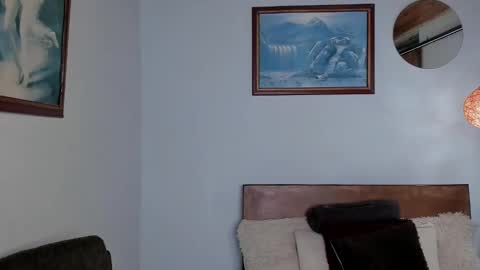 Snapshot of angelx_fox chatting on 12/04/24, 05:11 Angel Fox online show from 12/04/24, 05:11