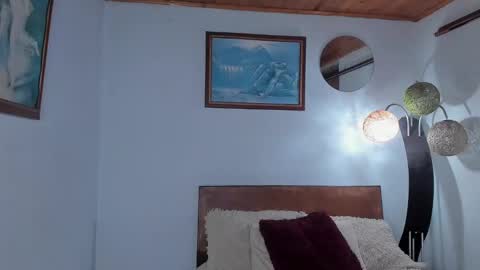 Snapshot of angelx_fox chatting on 03/12/25, 02:52 Angel Fox online show from 03/12/25, 02:52