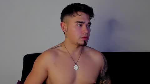 Angel Fox online show from 12/03/25, 05:37