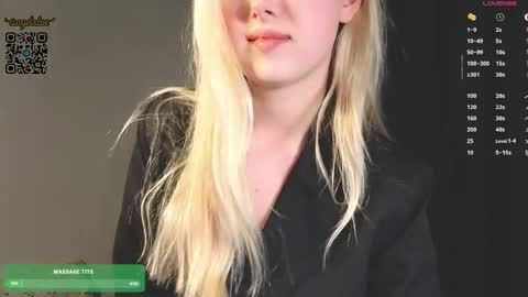  Im Chloe  i do FLASH BOOBS for new fan club online show from 05/18/26, 10:26