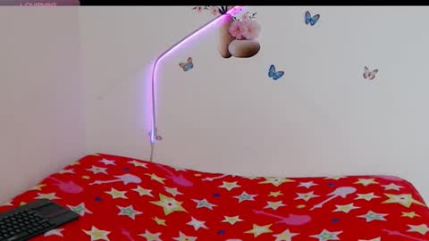 Snapshot of angelyxs chatting on 11/02/25, 05:26 Angelyxs online show from 11/02/25, 05:26