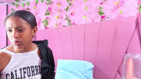 Anyega online show from 12/18/25, 12:22