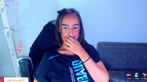 Snapshot of angie_dreamgirl chatting on 02/22/26, 11:14 IG angie dreamgirl01 online show from 02/22/26, 11:14