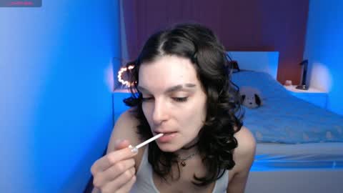 Snapshot of angie_faee chatting on 12/17/24, 07:26 angie_faee online show from 12/17/24, 07:26
