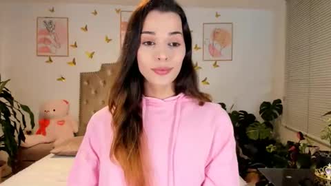 Anabella online show from 10/25/25, 11:54