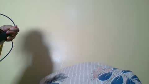 Snapshot of angienew chatting on 10/28/25, 11:07 Angie online show from 10/28/25, 11:07