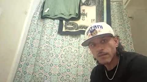 angrychicks83 online show from 05/10/26, 05:56