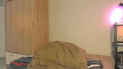 Snapshot of angrydeimos chatting on 01/27/25, 03:15 Deimos online show from 01/27/25, 03:15