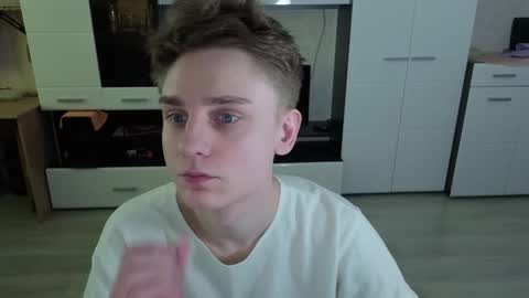 vodka online show from 03/24/26, 08:08