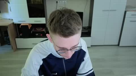 vodka online show from 05/05/26, 07:05