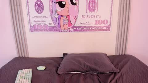 Snapshot of angy_avila chatting on 12/23/25, 02:53 angy_avila online show from 12/23/25, 02:53