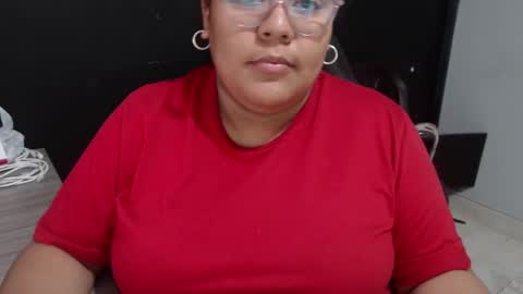 Snapshot of angy_ro12 chatting on 03/02/25, 01:36 angy online show from 03/02/25, 01:36