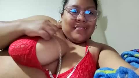 Snapshot of angy_ro12 chatting on 03/06/25, 04:41 angy online show from 03/06/25, 04:41