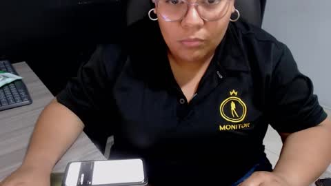 Snapshot of angy_ro12 chatting on 10/02/25, 09:22 angy online show from 10/02/25, 09:22