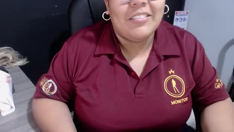 Snapshot of angy_ro12 chatting on 11/25/25, 09:59 angy online show from 11/25/25, 09:59