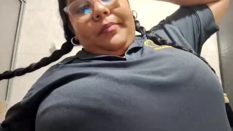 Snapshot of angy_ro12 chatting on 07/04/26, 04:13 angy online show from 07/04/26, 04:13