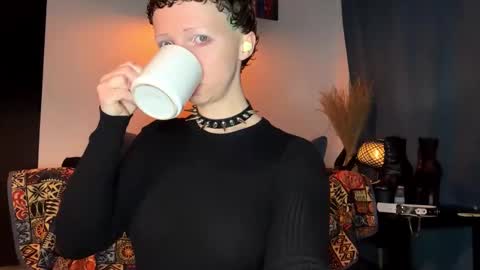 ani_kali online show from 01/14/26, 06:19