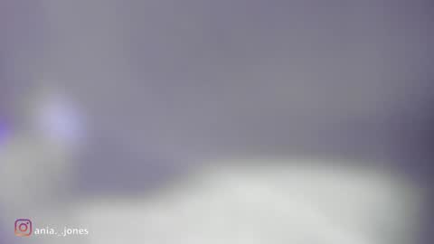 Snapshot of ania_mml chatting on 01/08/25, 07:45 Ania online show from 01/08/25, 07:45