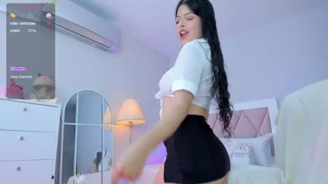 Snapshot of ania_sweet chatting on 05/20/26, 12:28 Ania online show from 05/20/26, 12:28
