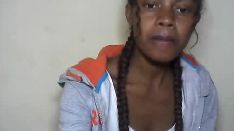 Snapshot of anicha_69 chatting on 06/21/26, 06:27 anicha_69 online show from 06/21/26, 06:27