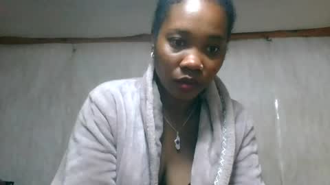 anicka9704 online show from 08/03/26, 03:49