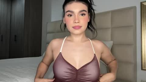 ANGIE online show from 08/04/26, 03:32