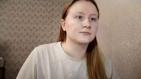 Snapshot of anika_lipps chatting on 09/14/25, 08:46 Anika online show from 09/14/25, 08:46