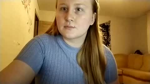 Snapshot of anika_lipps chatting on 09/29/25, 03:50 Anika online show from 09/29/25, 03:50