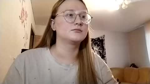 Snapshot of anika_lipps chatting on 10/13/25, 05:18 Anika online show from 10/13/25, 05:18